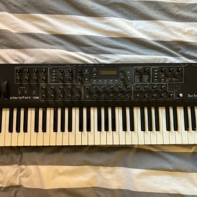 Dave Smith Instruments Prophet 08 PE 61-Key 8-Voice Polyphonic Synthesizer 2009 - 2015 - Black with Wood Sides