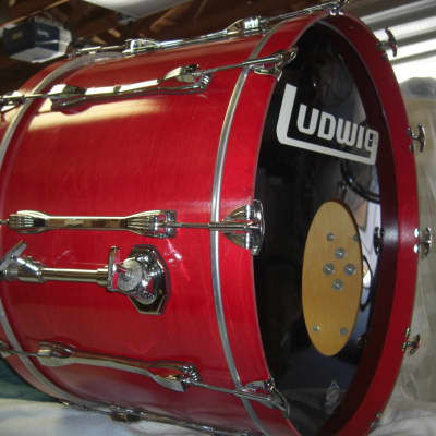 Ludwig Classic Maple 90s Flame Red Shadow Bass Drum 24X16, looks and sounds Great! image 7