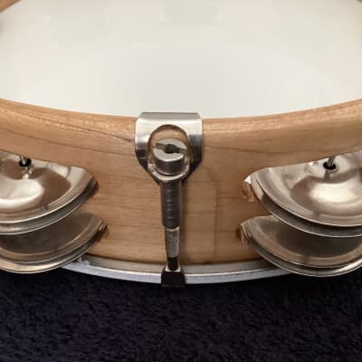 Ludwig 10” Tunable Wood Shell Tambourine Double-Row Jingles image 9