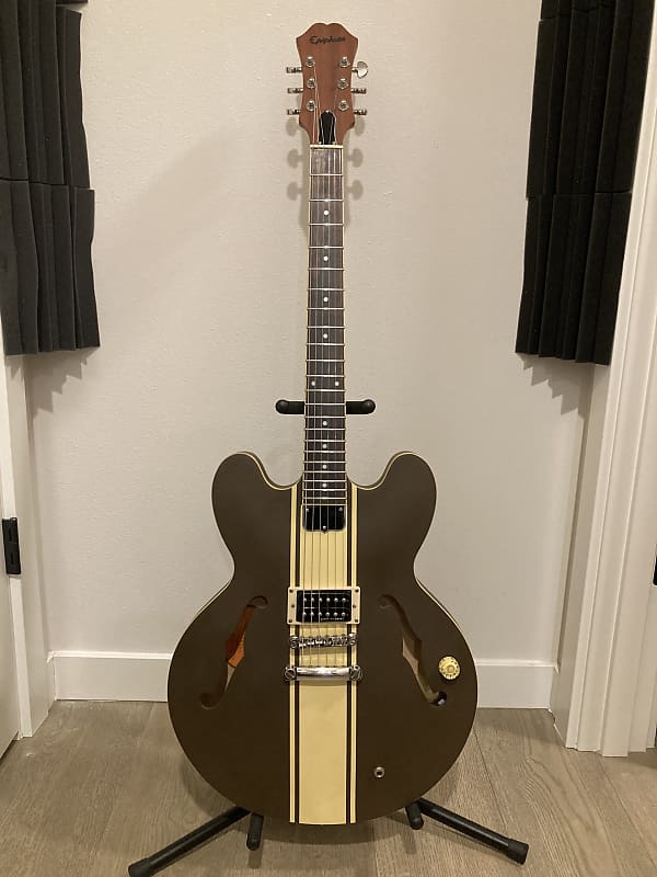 Epiphone Tom DeLonge Signature ES-333 2016 - Brown with Cream Stripe