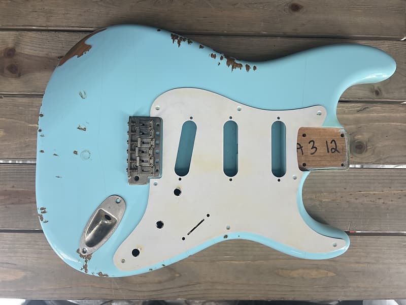 Real Life Relics Custom Class Strat® Body Aged Sonic Blue Nitro