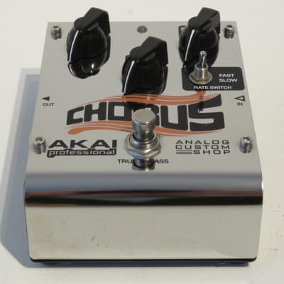 Akai Professional Analog Custom Shop Chorus Guitar Effects Pedal - Mint image 2