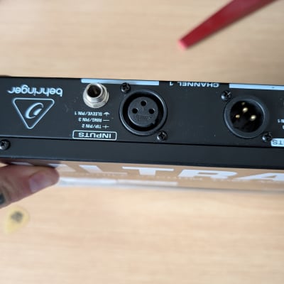 Behringer Ultragain Pro MIC2200 Vacuum Tube Mic Line Preamp 2009 - Present - Standard image 9
