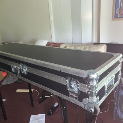 Korg Kronos 2 88 limited edition with Italian grand demo and Roadie ATA case image 9