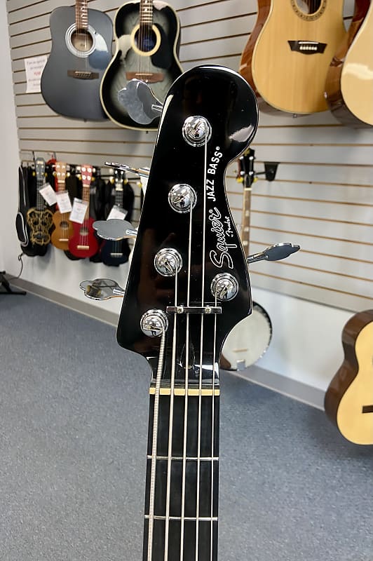 Squier 5 String Bass PR 839 | Reverb