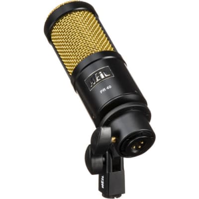 Yamaha MZ204 Dynamic Microphone | Reverb