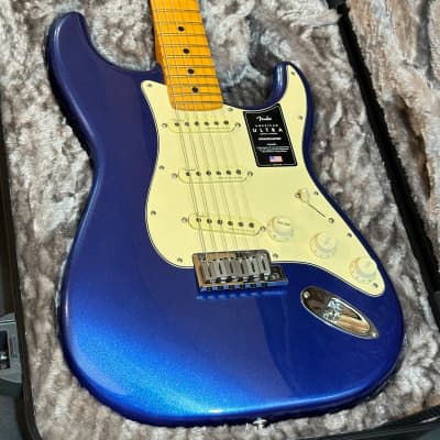 Fender American Ultra Stratocaster USA Cobalt Blue Electric Guitar image 6