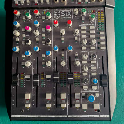 Solid State Logic SiX 新品同様品 Amazon.com: SiX Desktop Mixer : Musical Instruments