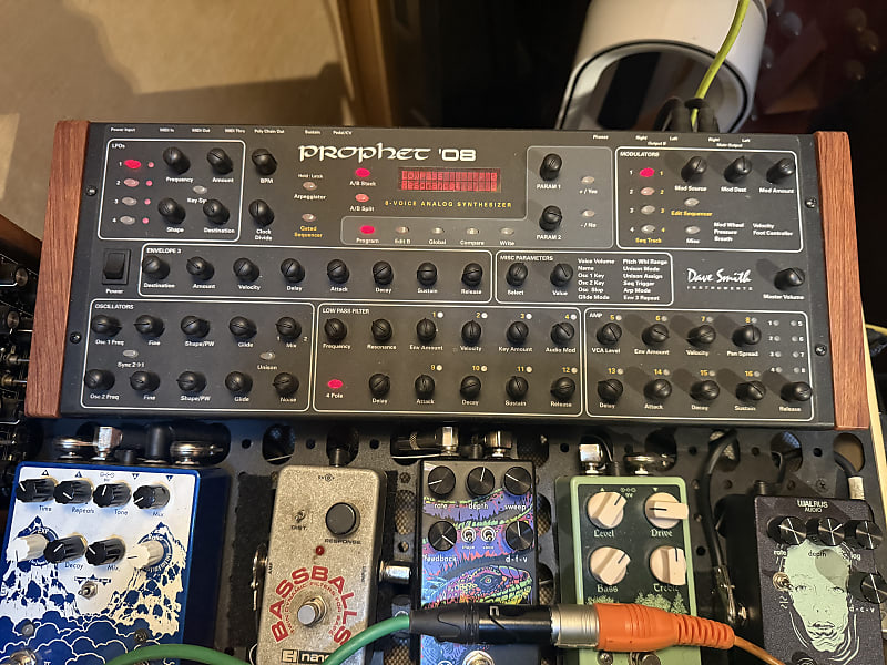 Dave Smith Instruments Prophet 08 Desktop 8-Voice Desktop
