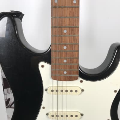 Legend Stratocaster Electric Guitar image 5