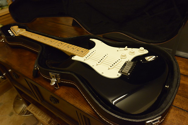 1984-1987 Vintage Fender USA American Strat Black