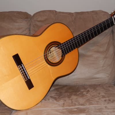 HAND MADE - ARIA A100F - POWERFUL & ABSOLUTELY TERRIFIC FLAMENCO CONCERT GUITAR image 1
