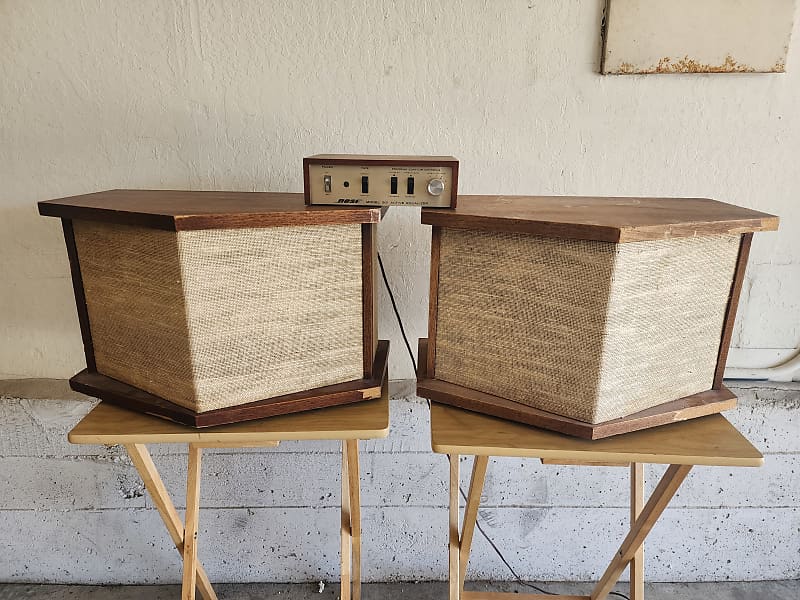 Bose 901 Series 1 Speakers w/ Equalizer. Vintage 1968 - Works! - **Read**  			