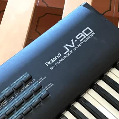 Roland JV-90 - Nero