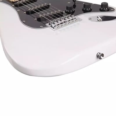Electric Guitar Kit With 20W Amp & Accessories - White image 6