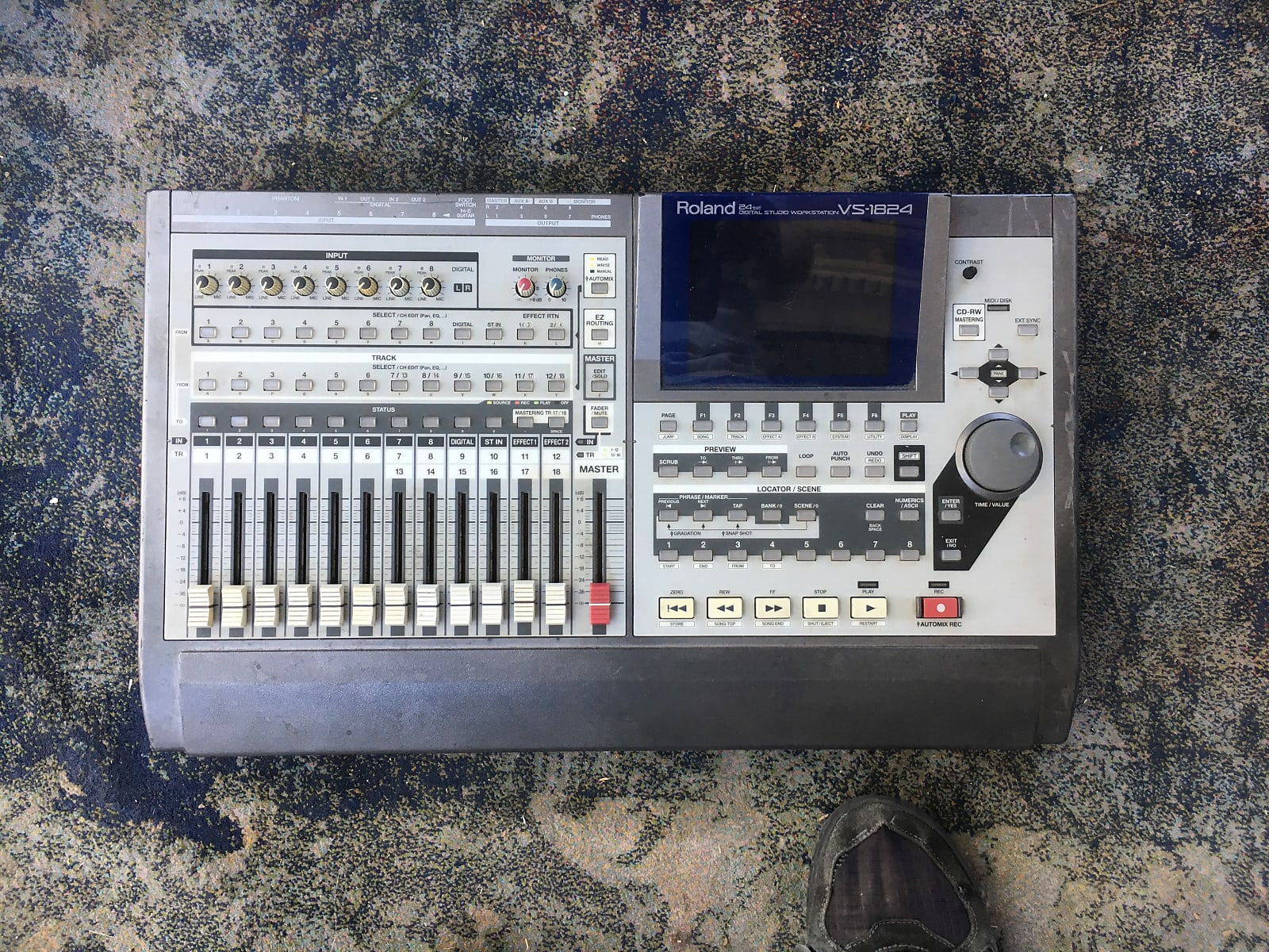 Roland VS-1824 24-Bit Digital Studio Workstation 2002 | Reverb