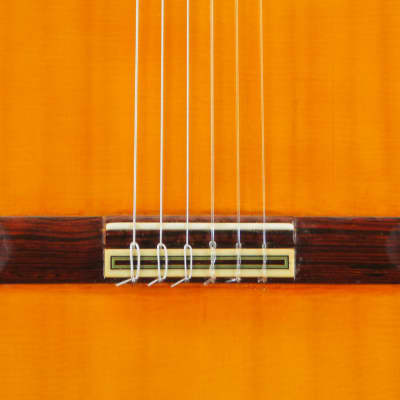 Arcangel Fernandez 1989 classical guitar - fine handmade guitar with an elegant sound full of character - check video image 4
