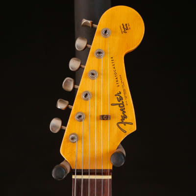 Fender Custom Shop Ltd 1963 Stratocaster Heavy Relic, Sonic Blue 914 7lbs 11.2oz image 7