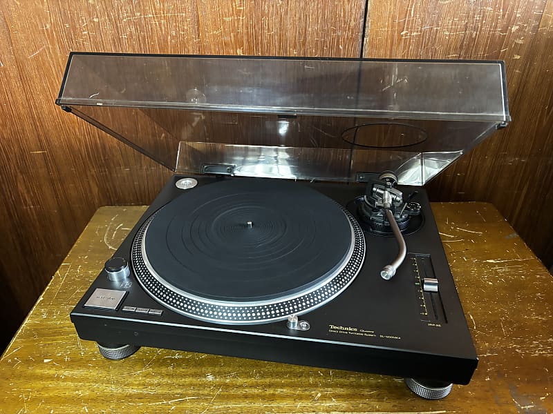 Technics SL-1200MK4 Black color Analog DJ Turntable w/ box image 1