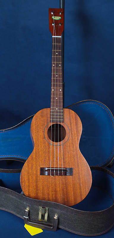 Harmony Baritone Ukulele / Near Mint Solid Mahogany Gem! image 1