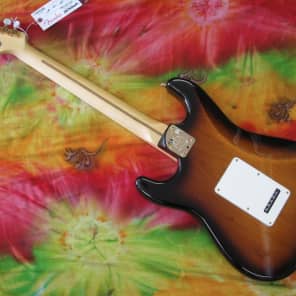 Fender 60th Anniversary Commemorative American Strandard Stratocaster  2 Tone Sunburst image 3