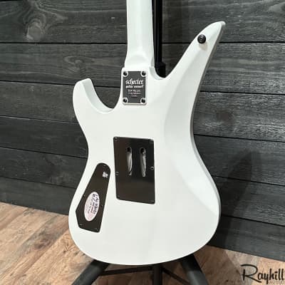 Schecter Synyster Standard White/Black Electric Guitar B-stock image 5
