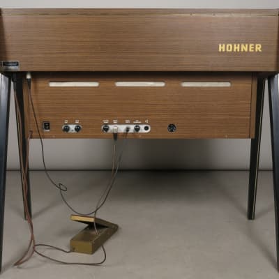 Hohner Symphonic 32 rare vintage organ + tube amp + legs + pedal + manuals image 4