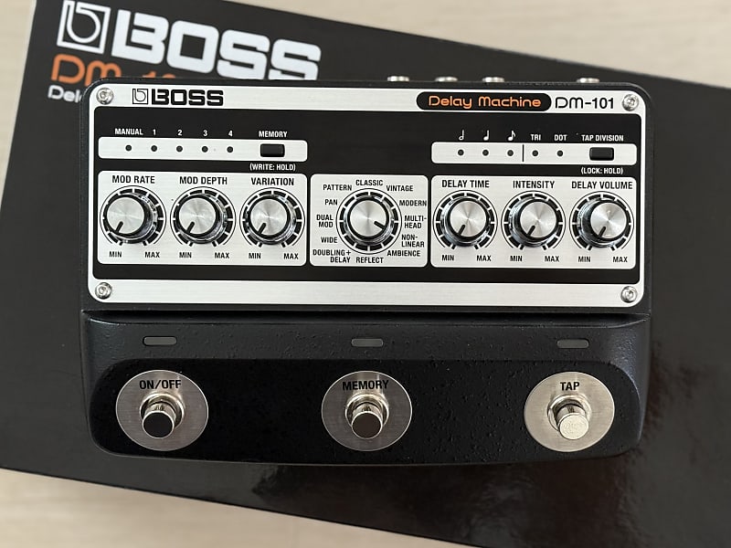 Boss DM-101