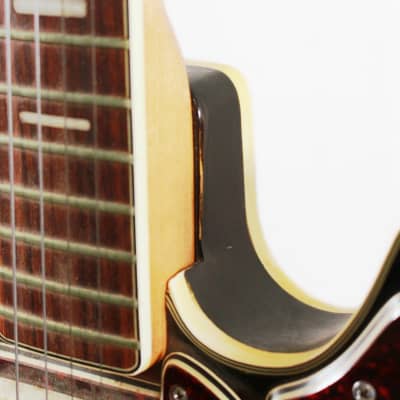 Bruno Conqueror  Semi Hollow Electric Guitar w/ Vibrato Bridge in Sunburst image 8