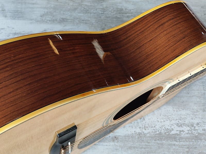 Acoustic Guitar YAMAHA FG-302 Japan Made Natural Sound