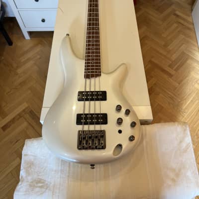 Ibanez SR300 2012 - Pearl White for sale