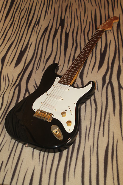 Fernandes FST-100 or 120 - メルカリ