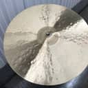 16" Paiste Signature Traditionals Thin Crash Cymbal Like New Mint Plus