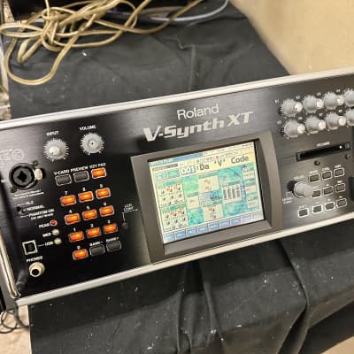 Roland V-Synth XT Rackmount Synthesizer - tested & working