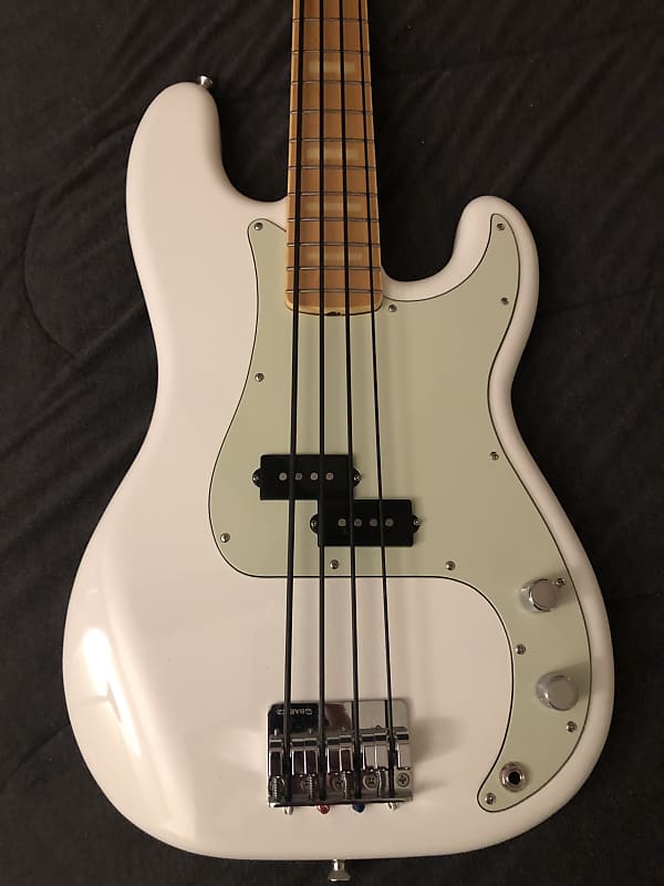 Custom Built  P Bass 2022 Olympic White image 1