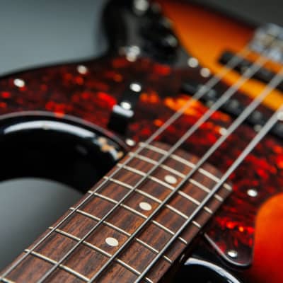Fender Classic Series '60s Jazz Bass Lacquer / Rosewood / Nitro Sunburst / Celluloid / Fralin Split Jazz image 10