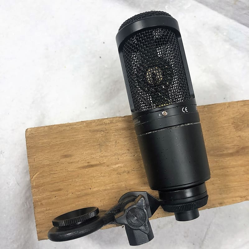 Audio technica p48 FSR popular microphone