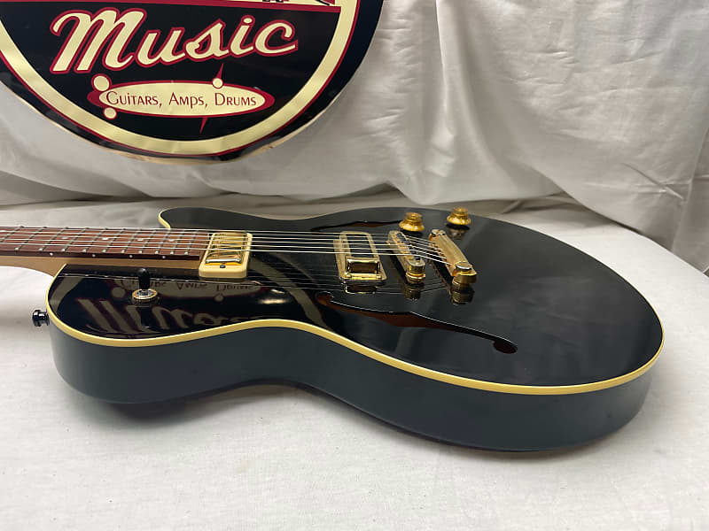 Yamaha AEX520 aex 520 Semi-Hollowbody Guitar - Black | Reverb