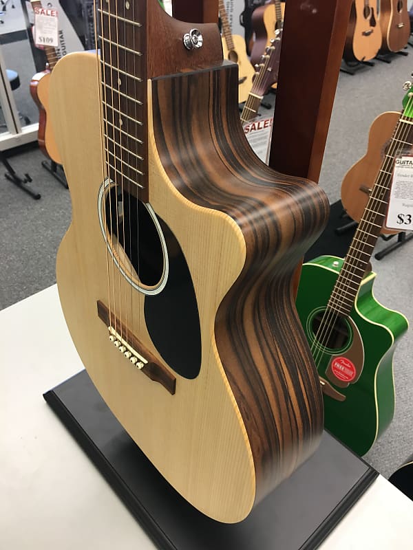 【たかぴ〜】Martin GPCX1AE 20th記念モデル Martin GPCX1AE 20th Anniversary Acoustic Guitar Demo - YouTube
