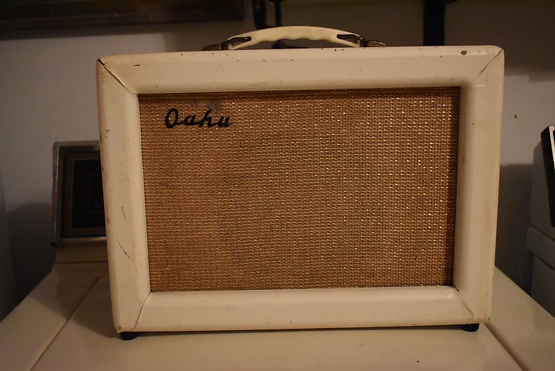 Oahu Amplifier 1960s? - White image 1