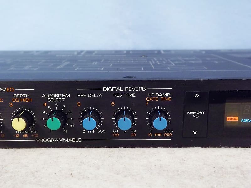 Roland DEP-5 Digital Effects Unit