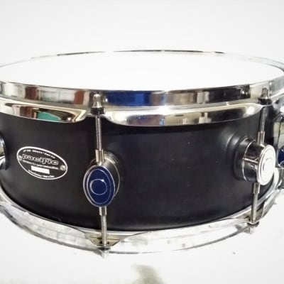 PACIFIC (PDP) by DW 14" X 5.5" SNARE DRUM  2004 MATTE BLACK image 2