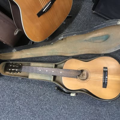 Hawaiian group vintage parlor classical guitar circa. 1920s handcrafted in very good condition with original vintage case. image 3