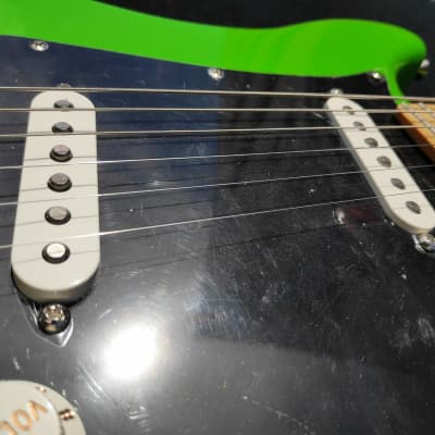Fender Player Lead II 2020 Neon Green image 2