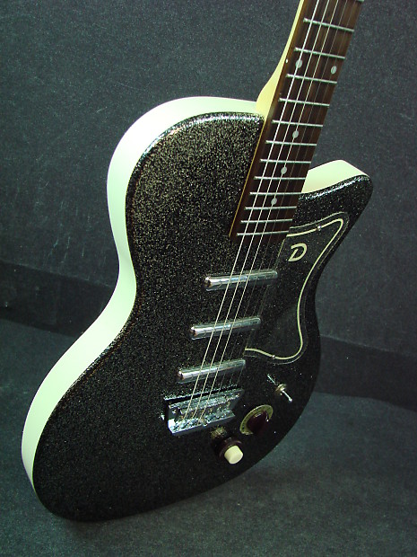 Danelectro '56 U3 Black Metal Flake Electric Guitar 3