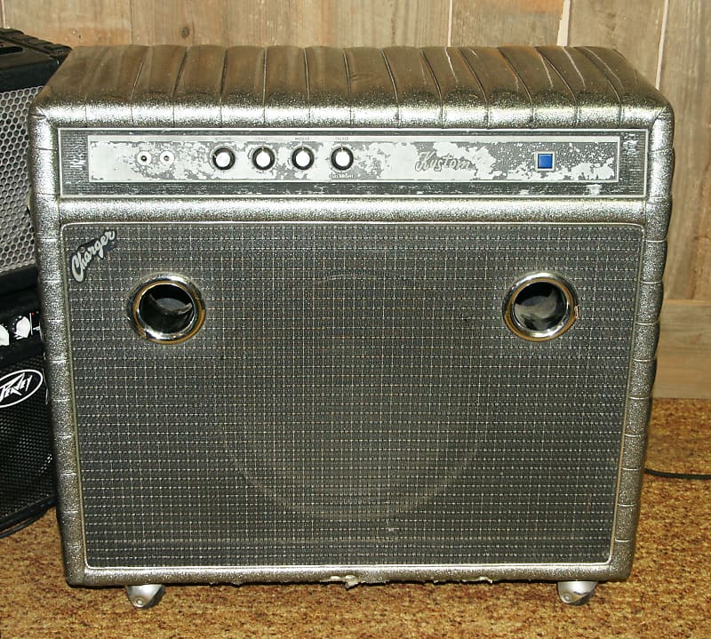 Vintage Kustom Charger 200 Watt Guitar Amp Padded Silver Reverb