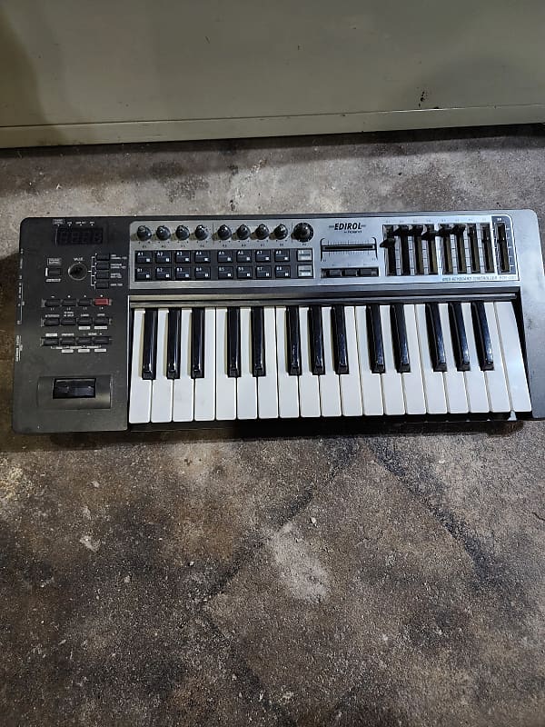 Roland PCM300 mid 2000 Reverb