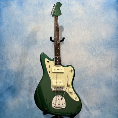 Fender MIJ Traditional II Late '60s Jazzmaster | Reverb