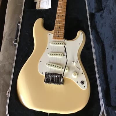 Fender Standard Stratocaster 1984 - vintage Blonde image 1