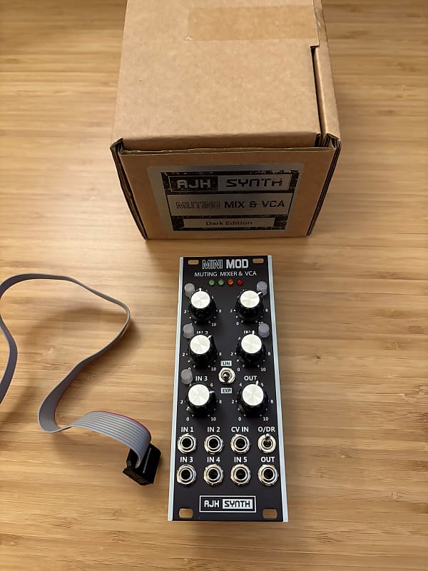 AJH Synth Muting Mixer & VCA